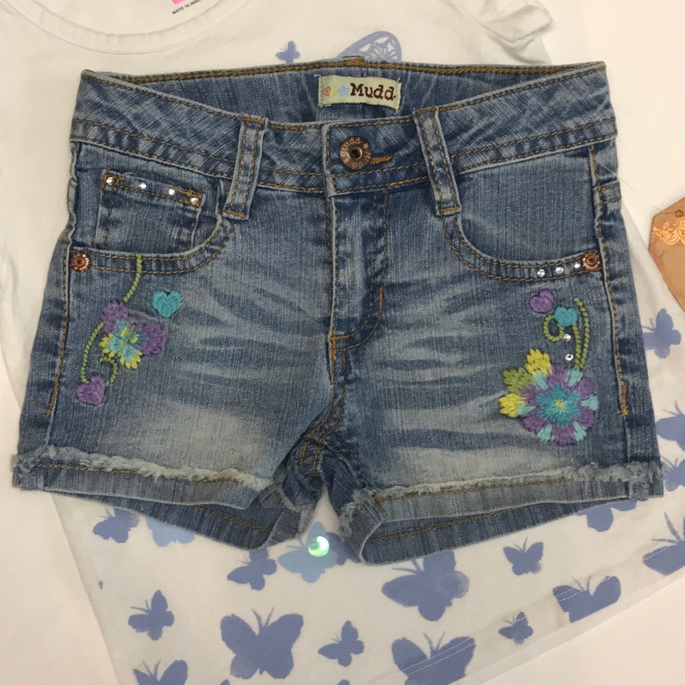 Mudd Girls Embroidered Jean Shorts